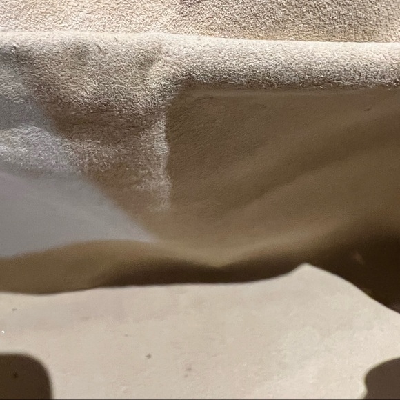 Authentic Louis Vuitton Monogram Manhattan PM Bag - Picture 11 of 16